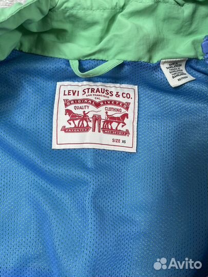 Куртка levis