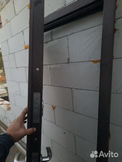 Дверь входная металлическая уличная
