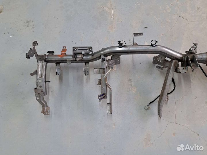 Усилитель торпеды Nissan Tiida C11