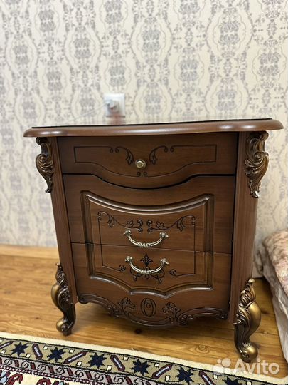 Прикроватные тумбы 2шт