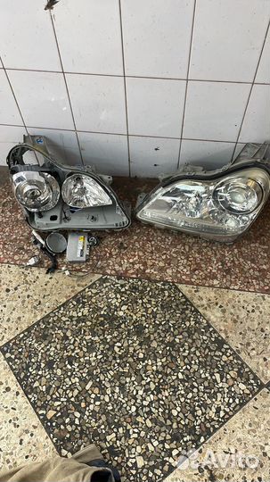 Фары Toyota Majesta 186