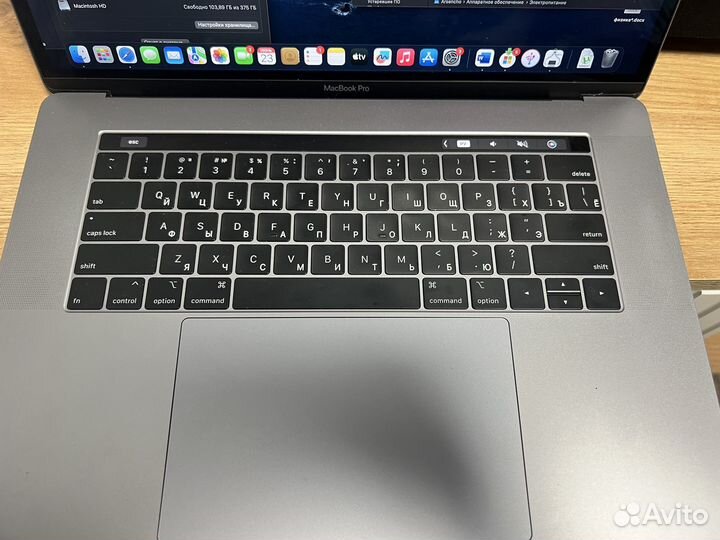 MacBook Pro 15 2018 i7 16gb touchbar