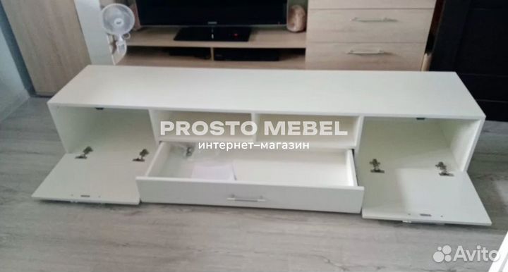 Тумба пoд телевизoр