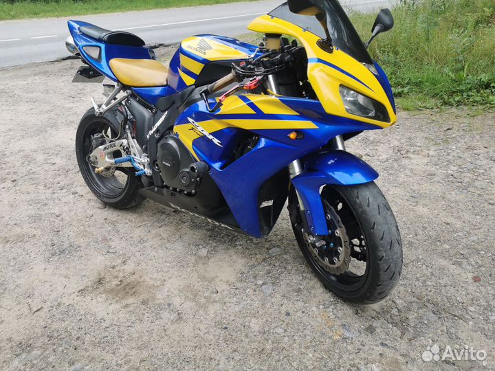 Honda CBR 1000 RR 2006