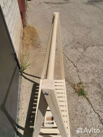 Вешалка напольная деревянная детская