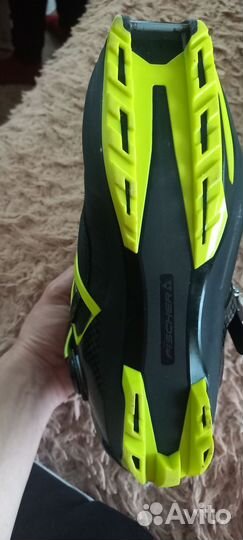 Лыжные ботинки fischer carbonlite