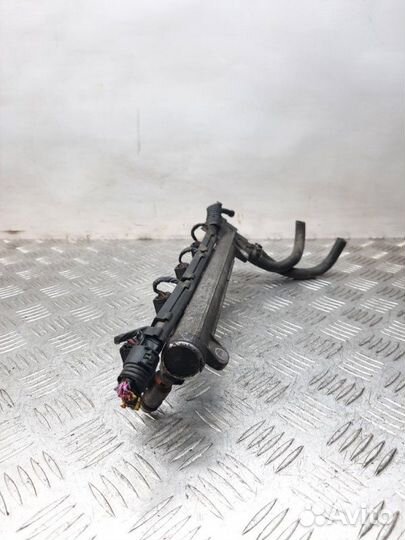 Топливная рампа Seat Leon 1 1.4 AXP 2001