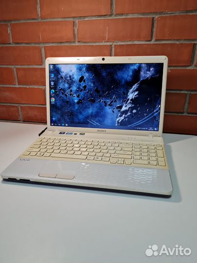 Мощный игровой ноутбук Sony