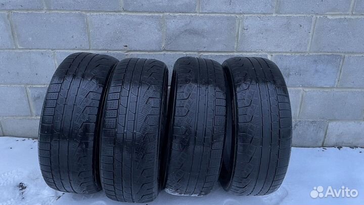 Pirelli Winter Sottozero 240 Serie II 225/45 R18 95V