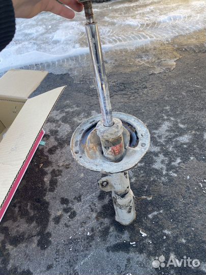 Амортизаторы Camry 50