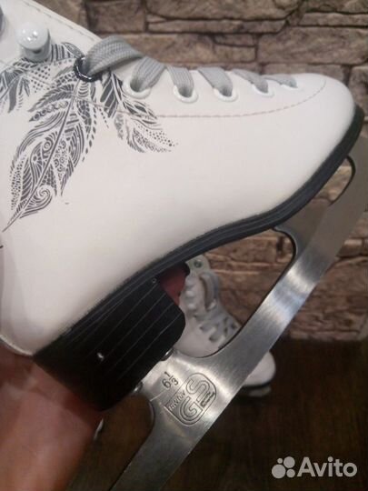 Детские коньки