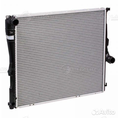 Радиатор охлаждения BMW x3 E83 2.5 192 л. с