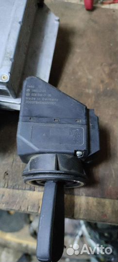 Комплект эбу и ключа рыбки В210 2.3 АКПП