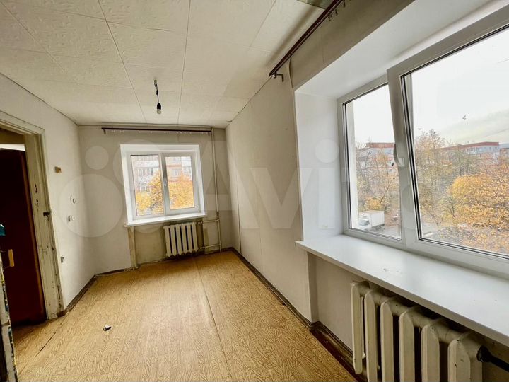 2-к. квартира, 42 м², 3/5 эт.