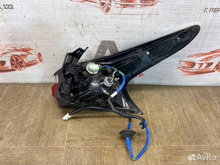 Фонарь левый Lexus NX 2014-2017