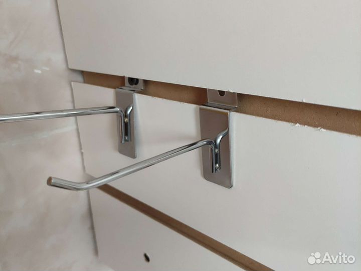 Крючки для экономпанелей. 10 см