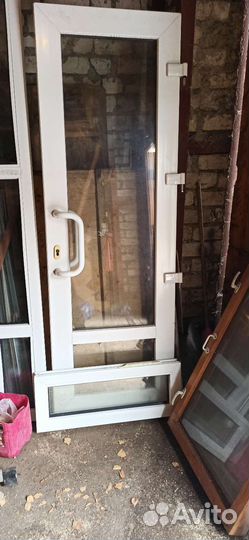 Дверь входная пвх бу
