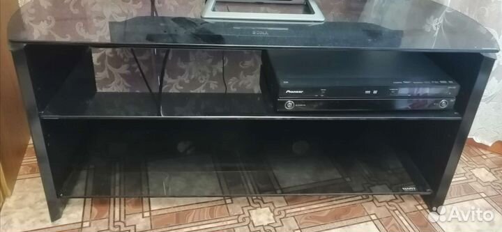 Тумба под телевизор