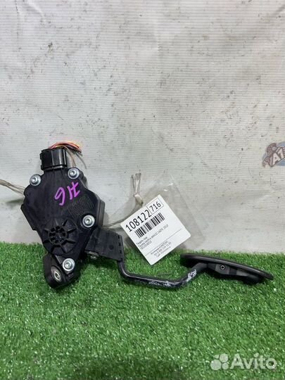 Педаль газа Toyota Vellfire ANH20 2azfe 2010