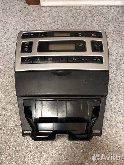 Блок управления климат контролем Toyota Corolla