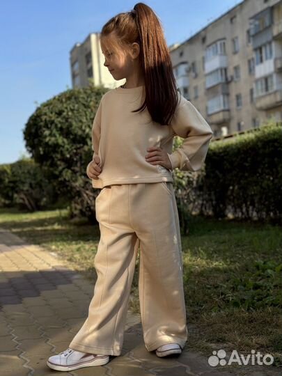 Костюм осенний на флисе для девочки