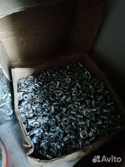 Втулка мебильная 8мм