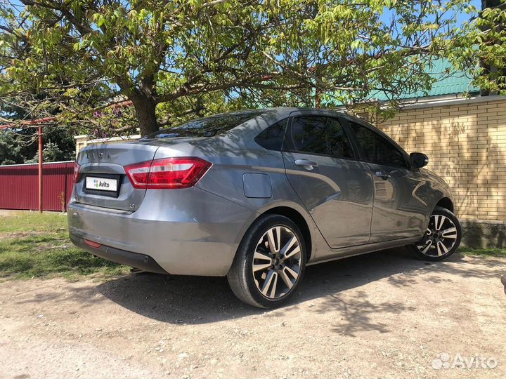 LADA Vesta 1.8 МТ, 2018, 125 000 км