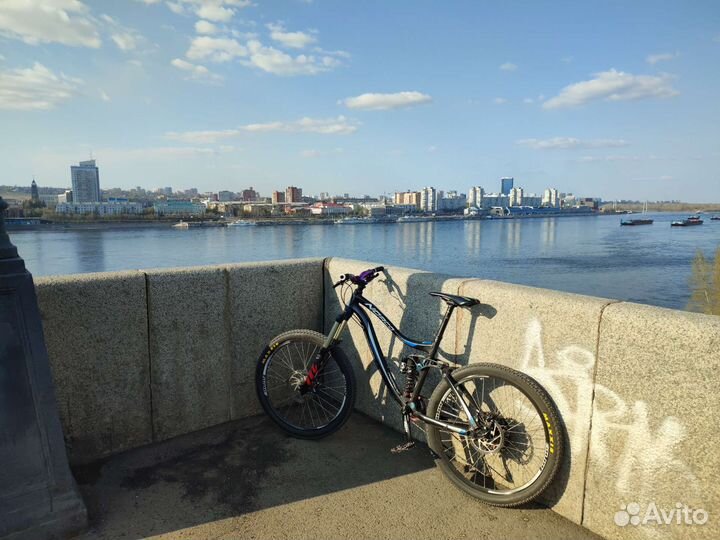 Горный велосипед двухподвес