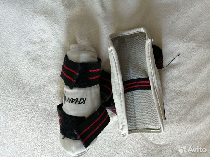 Защита для ног единоборства