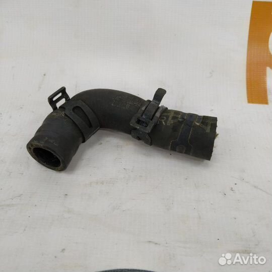 Патрубок системы охлаждения Volkswagen Tiguan 2