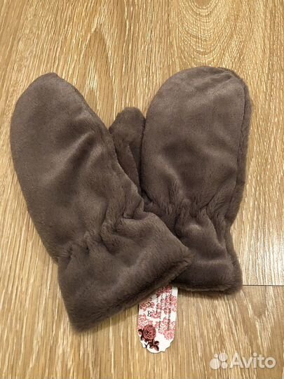 Варежки женские меховые,новые. Тёплые,мягкие