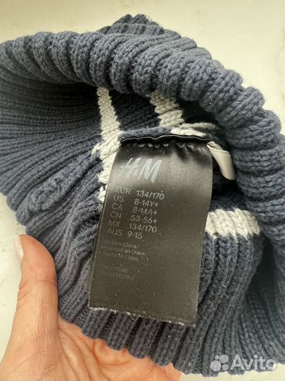 Шапка H&M на мальчика б/у 3-7 лет
