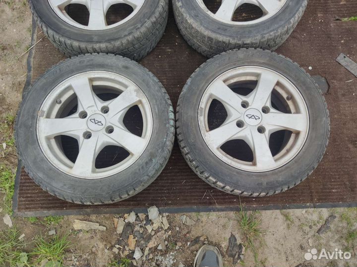 R15 Dunlop SP Winter Ice 01 195/55, PCD 4x114.3 DIA 56.6