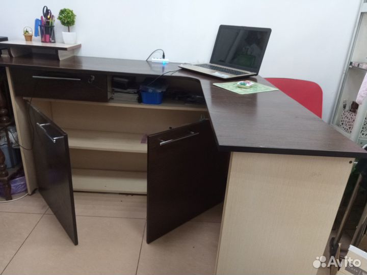 Стол офисный ресепшн бу