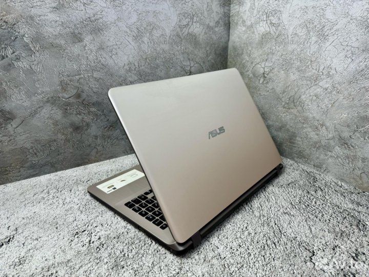 Мощный ноут Asus 8GB RAM/GeForce 920MX 2GB