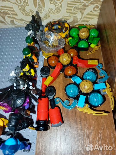 Lego Ninjago, Star Wars, Minifigures