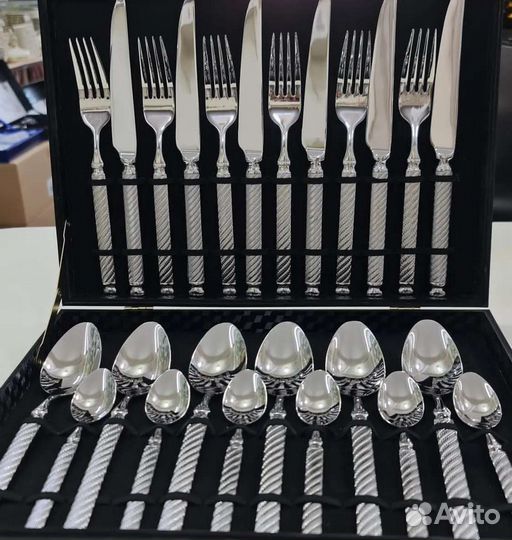 Набор столовых приборов
