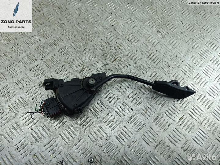 Педаль газа 18002AU410 на Nissan Primera P12 (2002-2008)