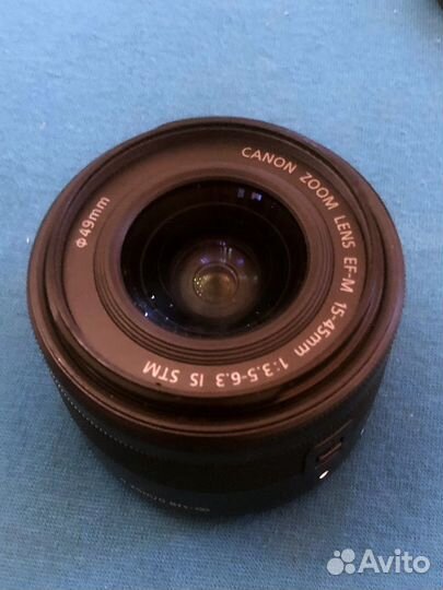 Фотоаппарат Canon EOS M10 с объективом и 2 аккум