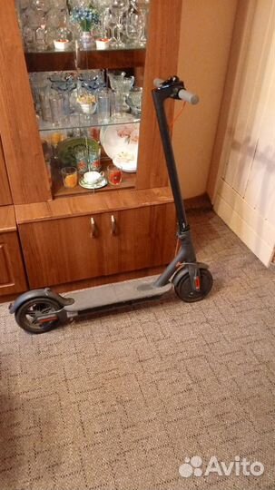 Электросамокат xiaomi m365 pro