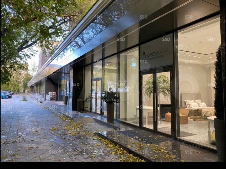 Сдам торговое помещение, 156.4 м²