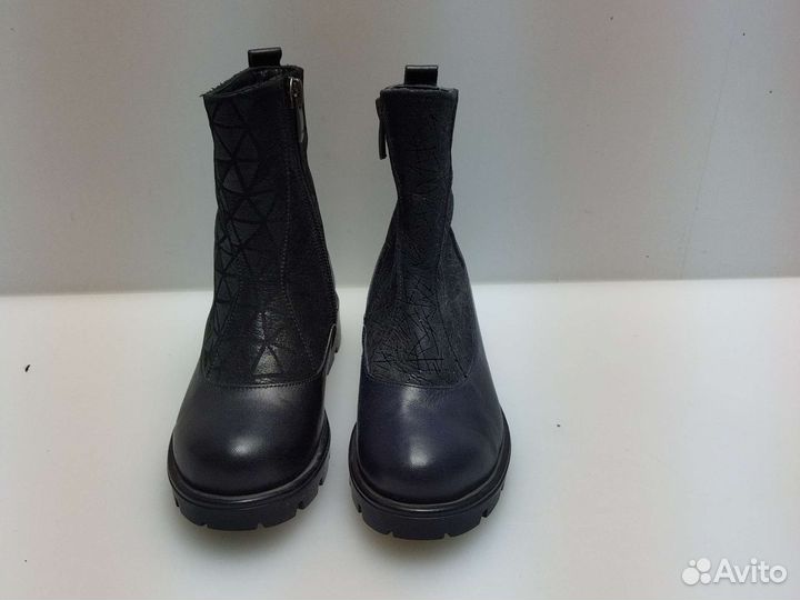 Ботинки 