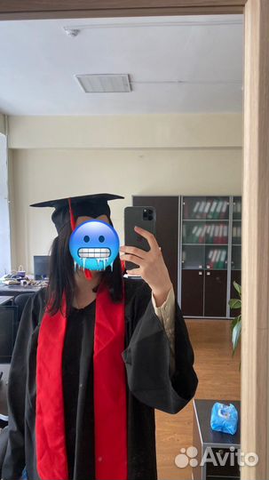 Мантия и шапочка выпускника