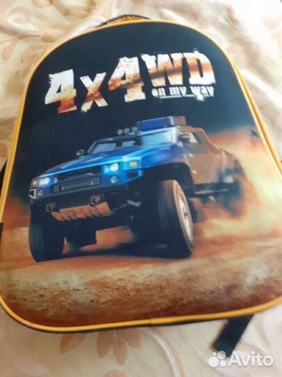 Продаю школьный ранец для мальчика