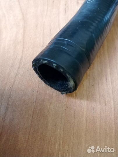 Патрубок вентиляции картерных газов Volkswagen