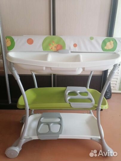 Детская ванночка для купания с подставкой