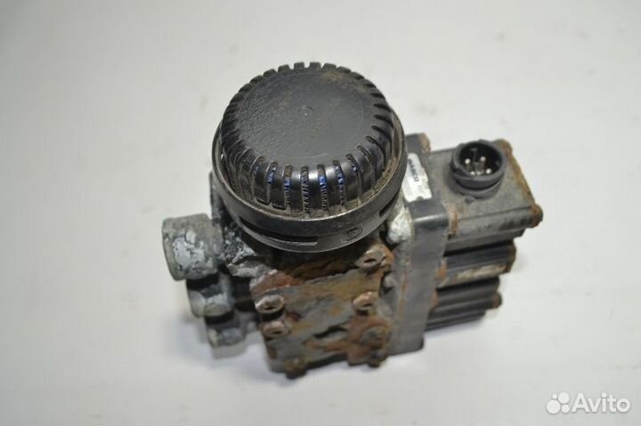 Главный кран уровня пола MAN TGA 18.440 (01.00)