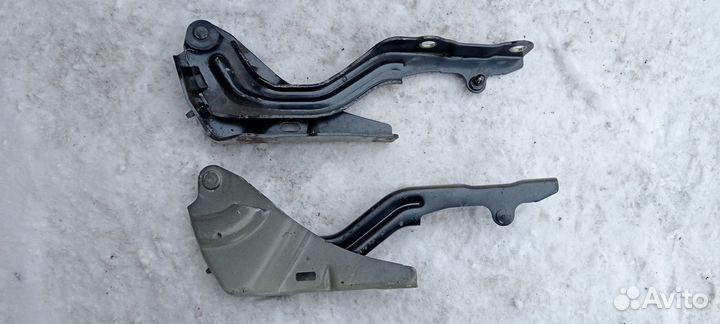 Петли капота Kia Sorento 4 MQ4 Деформированы