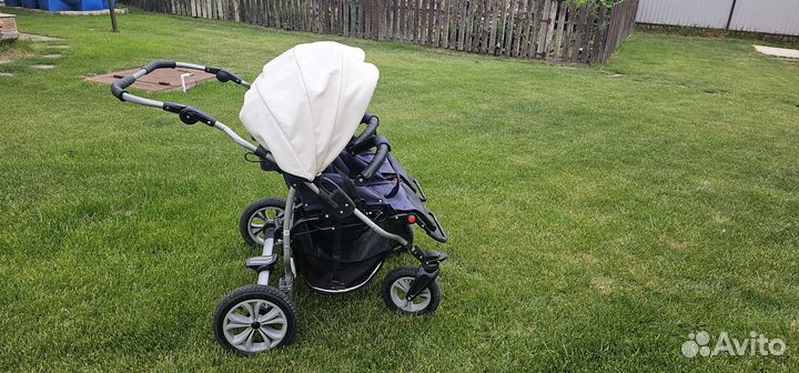 Коляска для двойни 3 в 1 Mikado Tween с автокресла