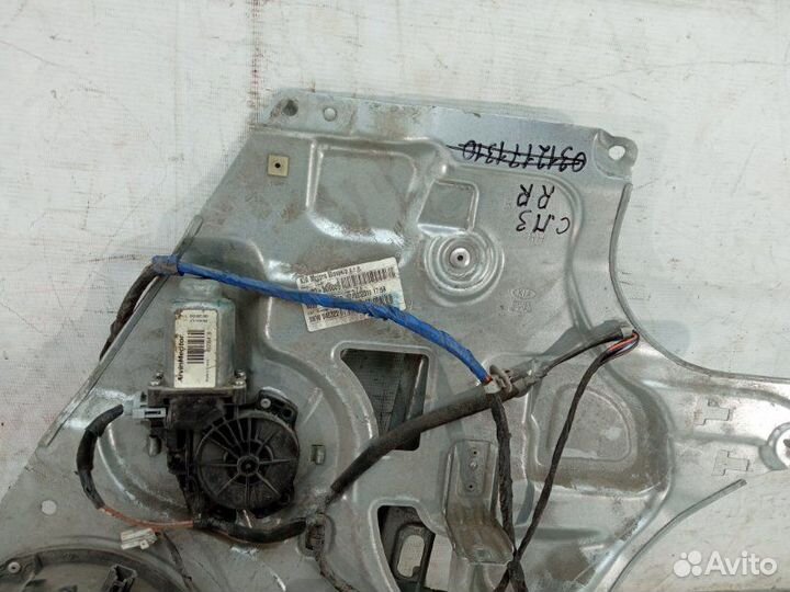 Стеклоподъемник задний правый Kia Sportage 3